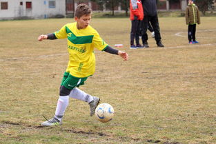 开云·体育全站登录地址-国足球员体能恢复训练取得进展，国足体能训练标准